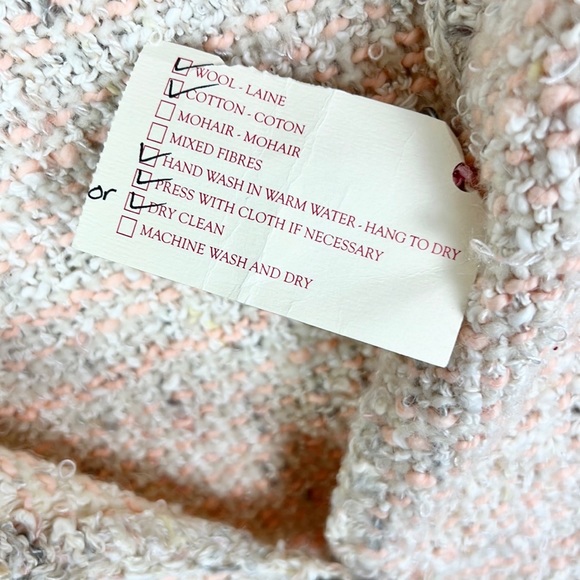 THE VILLAGE WEAVERY | 🧶Pale Pink Hand-Woven Wool Blend Short-Sleeved Sweater - Picture 9 of 14